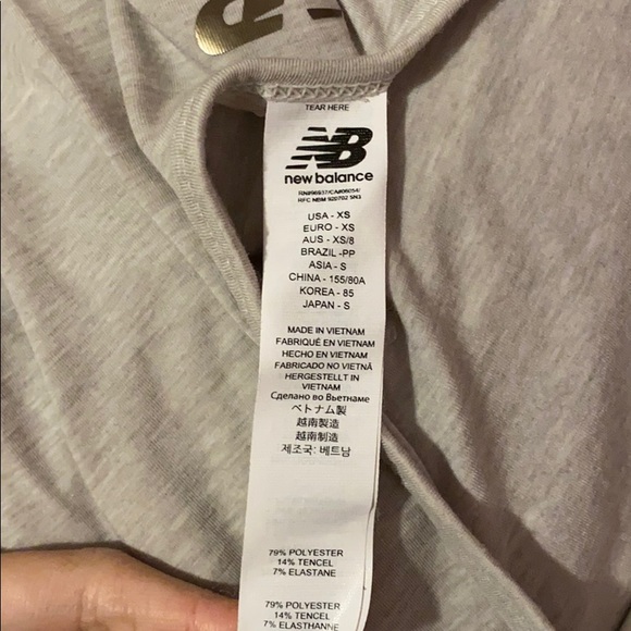 (2/$20) New Balance Long Sleeve Workout Tee - Picture 7 of 8